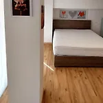 Arthome Apartment