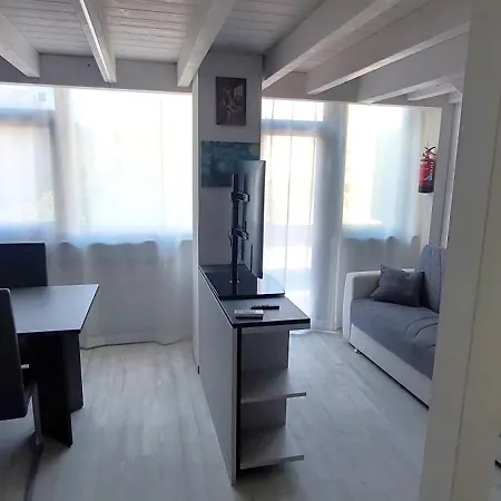 Arthome